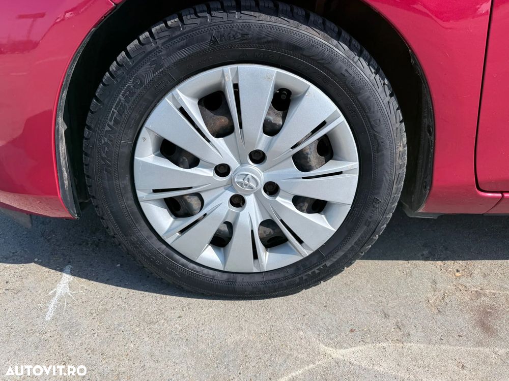 Toyota Yaris 1.5 VVT-i HSD Sol - 6