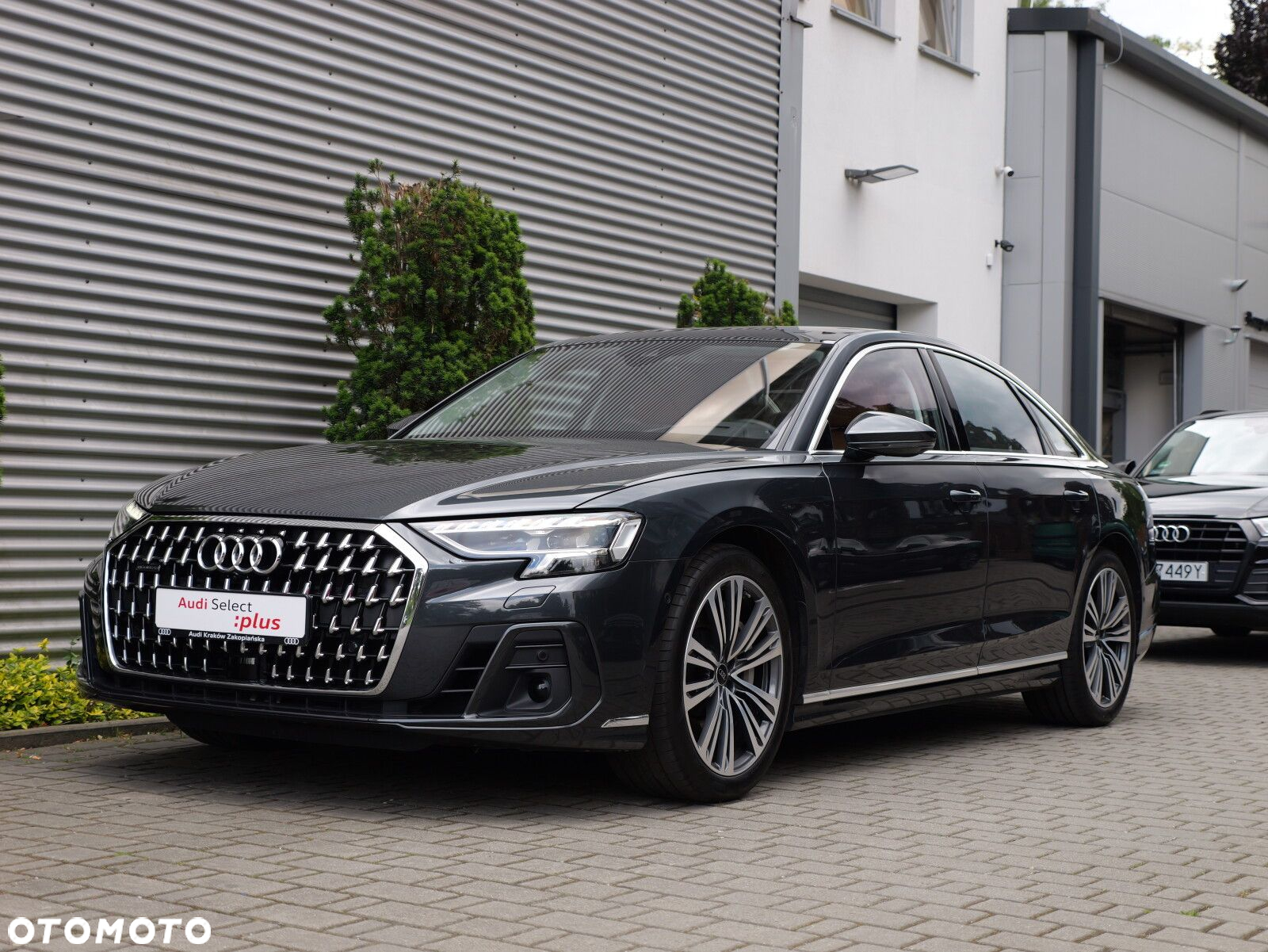 Audi A8 - 10