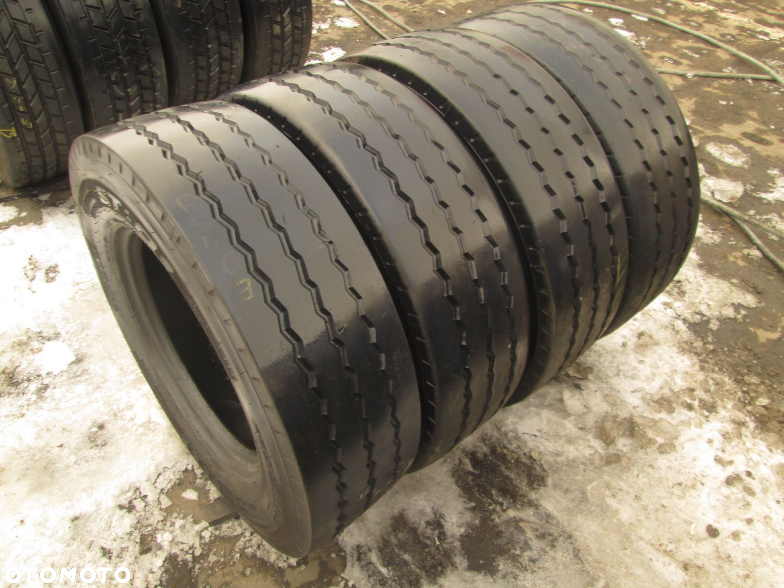 Opony ciężarowe 245/70R17.5 Pirelli ST01. Opony ciężarowe - 3