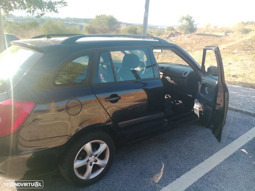 Skoda Fabia Break 1.4 Ambiente - 5