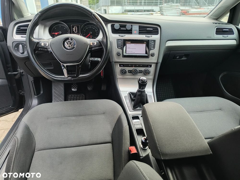 Volkswagen Golf 1.6 TDI BlueMot Comfortline - 10