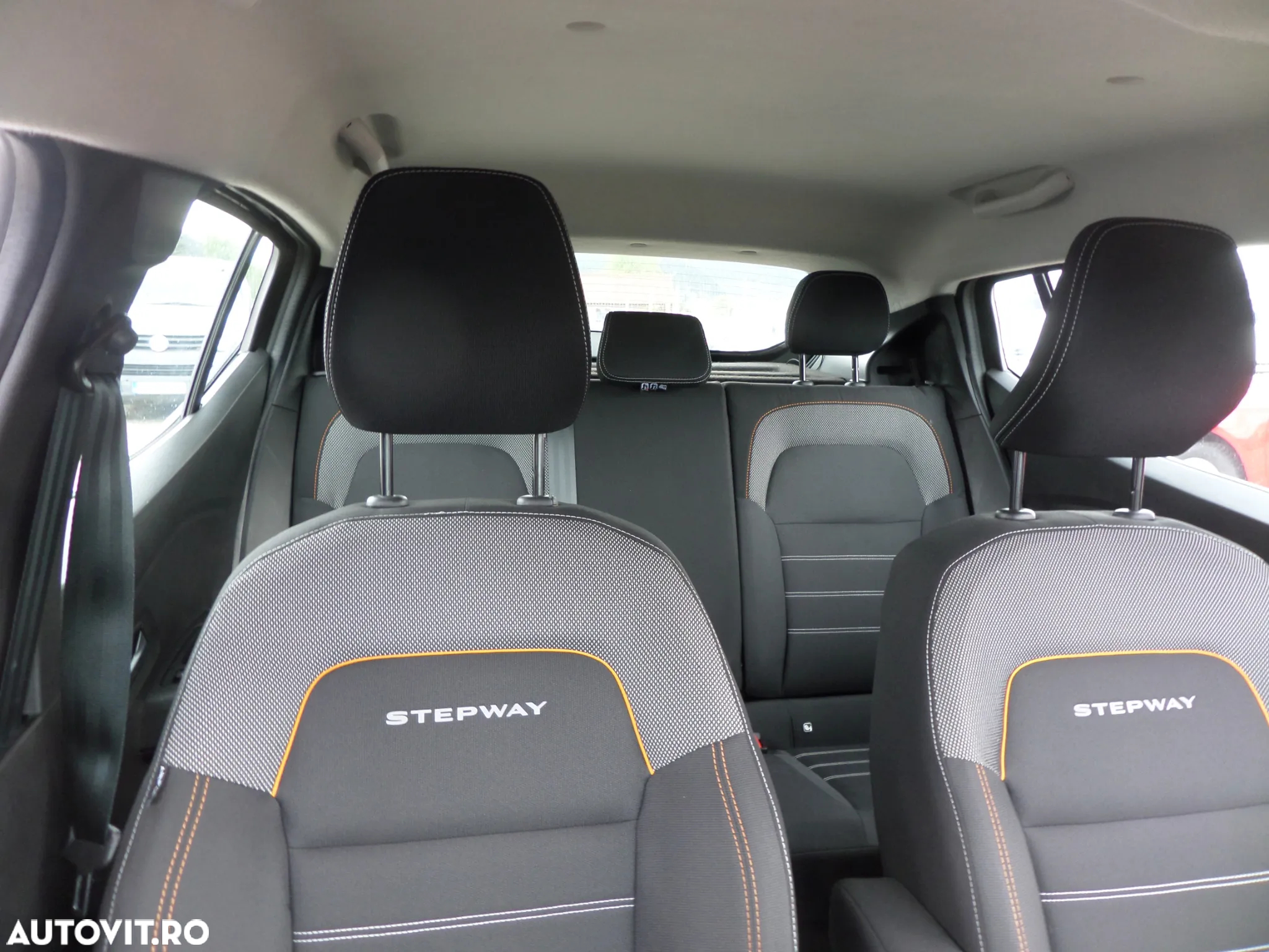 Dacia Sandero Stepway ECO-G 100 MT6 Extreme - 28