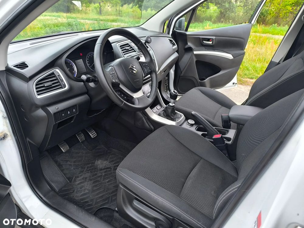 Suzuki SX4 S-Cross 1.4 T Elegance 4WD - 5