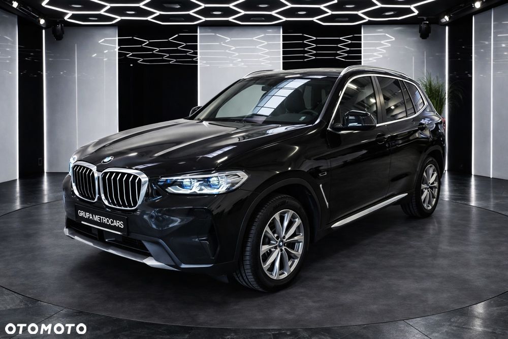 BMW X3 xDrive30e Luxury Line - 2
