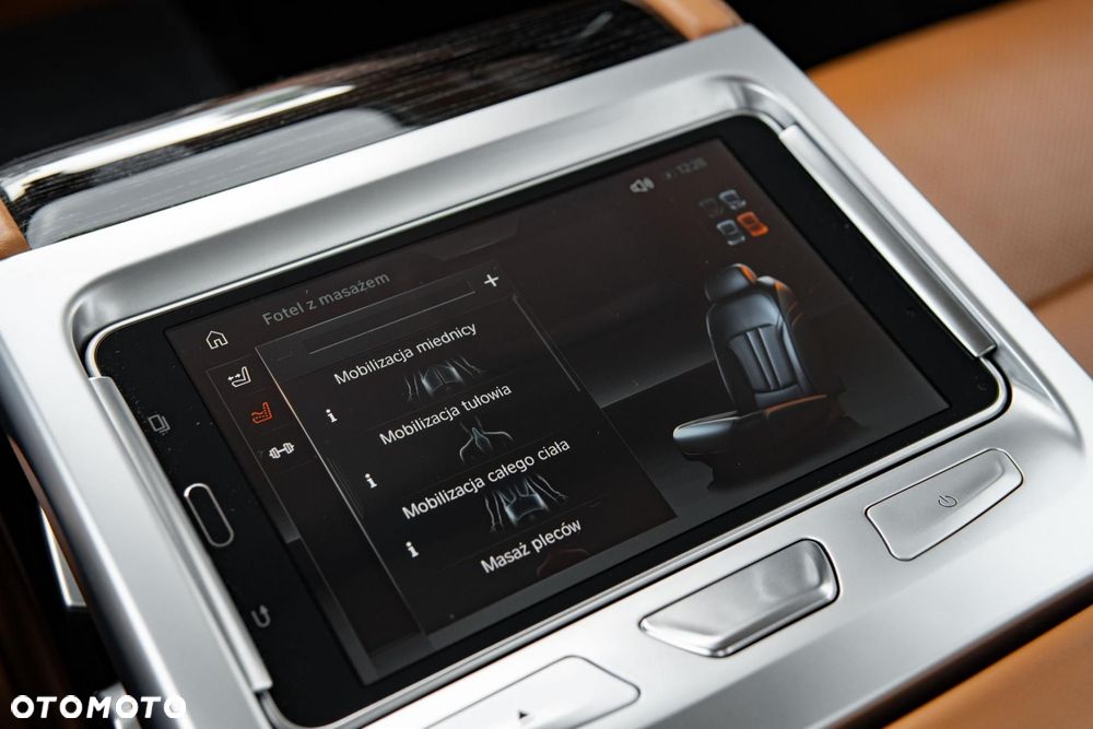 BMW Seria 7 740Li xDrive - 34