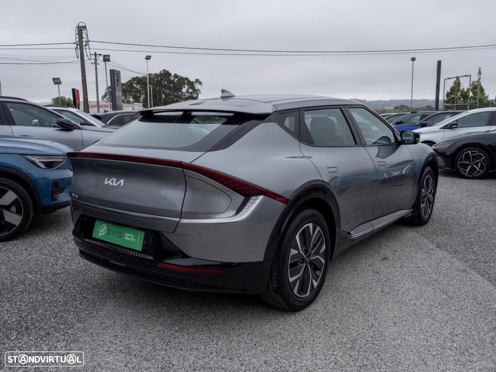 Kia EV6 77,4-kWh - 17