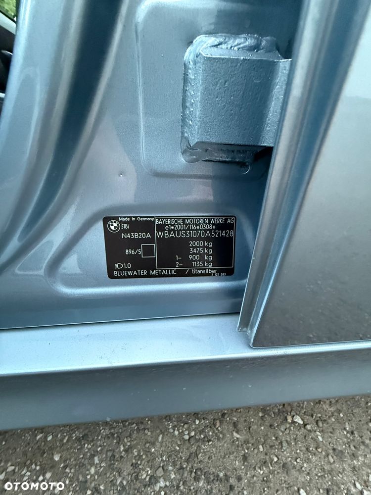 BMW Seria 3 318i Edition Exclusive - 14