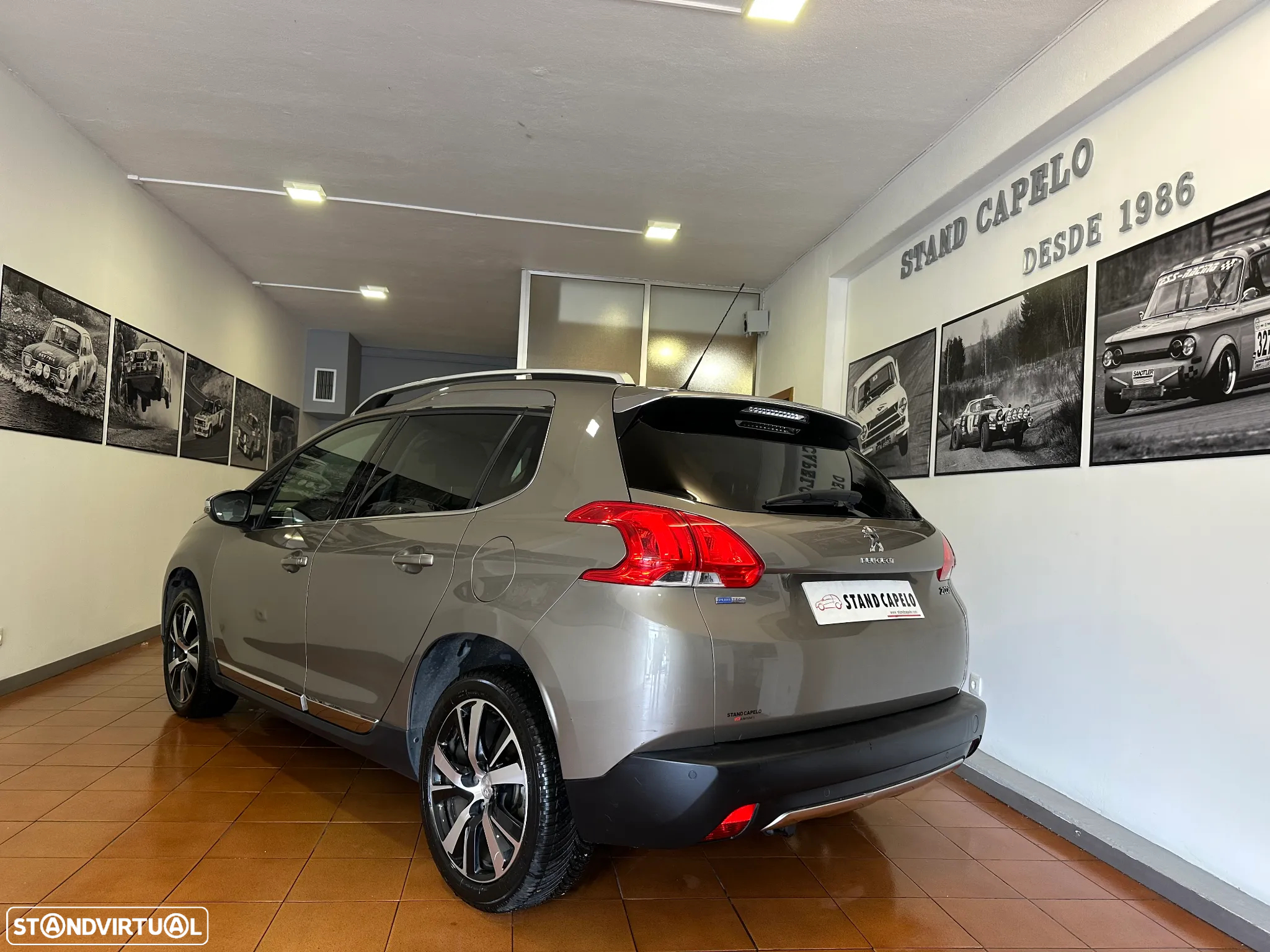 Peugeot 2008 1.2 PureTech Allure EAT6 - 2