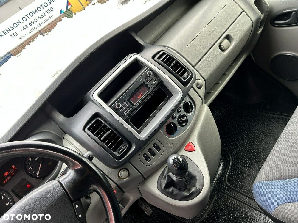 Renault Trafic - 20