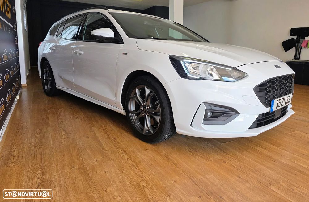 Ford Focus SW 1.0 EcoBoost ST-Line - 15