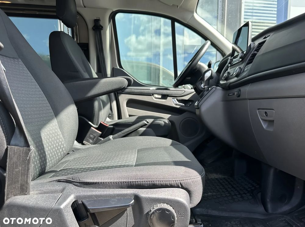 Ford Transit Custom - 9
