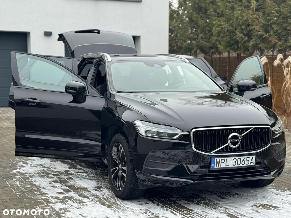 Volvo XC 60 D4 AWD Geartronic RDesign - 11