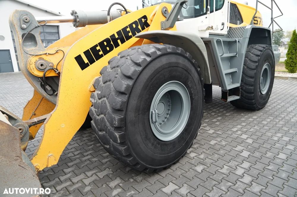 JCB L 576 XPower / ÎNCĂRCĂTOR FRONTAL TELESCOPIC / CAPACITATE CUPA 4,7 M³ - 15