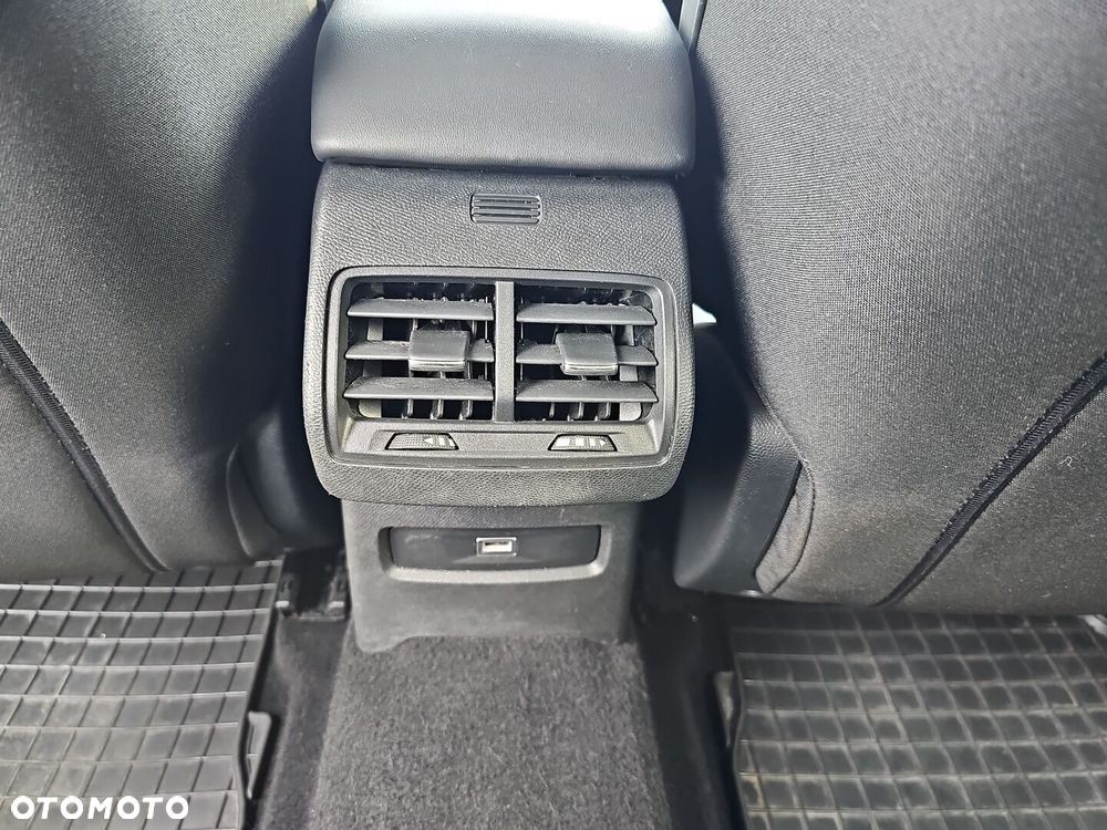 Citroën C4 1.5 BlueHDi Shine S&S - 29