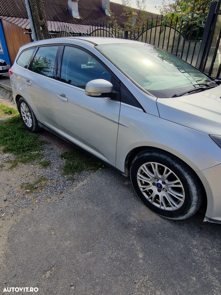 Ford Focus 1.6 TDCi DPF Start-Stopp-System Ambiente - 2