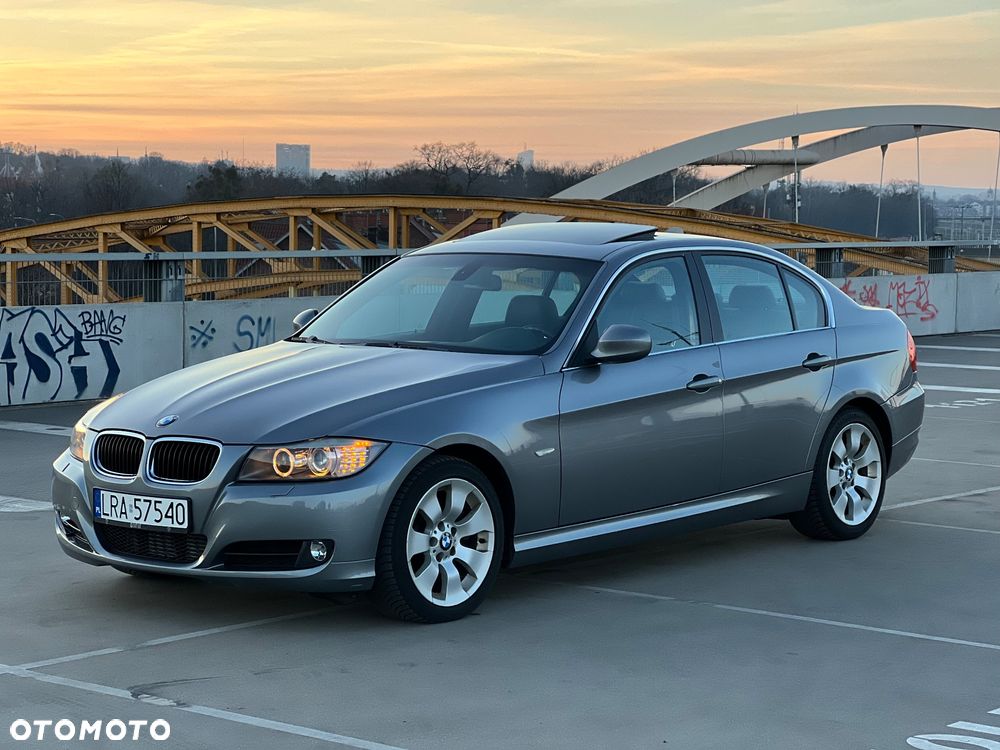BMW Seria 3 330d xDrive DPF - 4