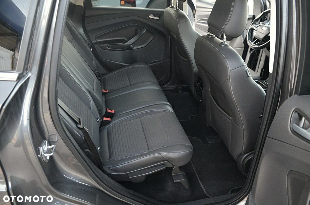 Ford Kuga - 15