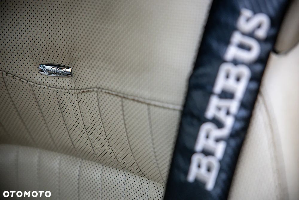 Mercedes-Benz CL - 32