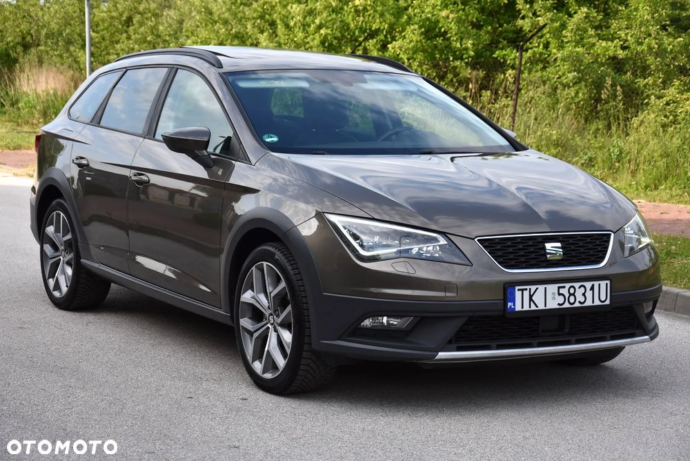 Seat Leon 2.0 TDI DPF Start&Stop DSG XCELLENCE - 2