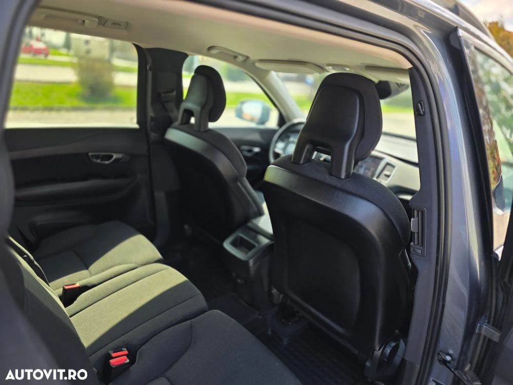 Volvo XC 90 D5 AWD Geartronic Kinetic - 12