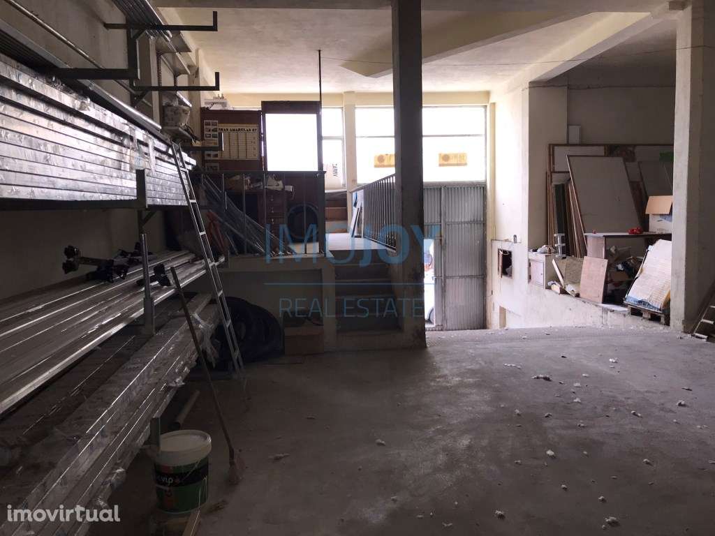 Armazém para Venda em Linda-a-Velha - Grande imagem: 3/27