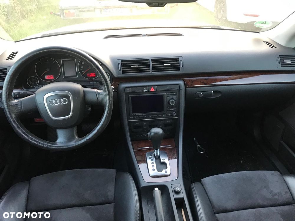 Audi A4 Avant - 8