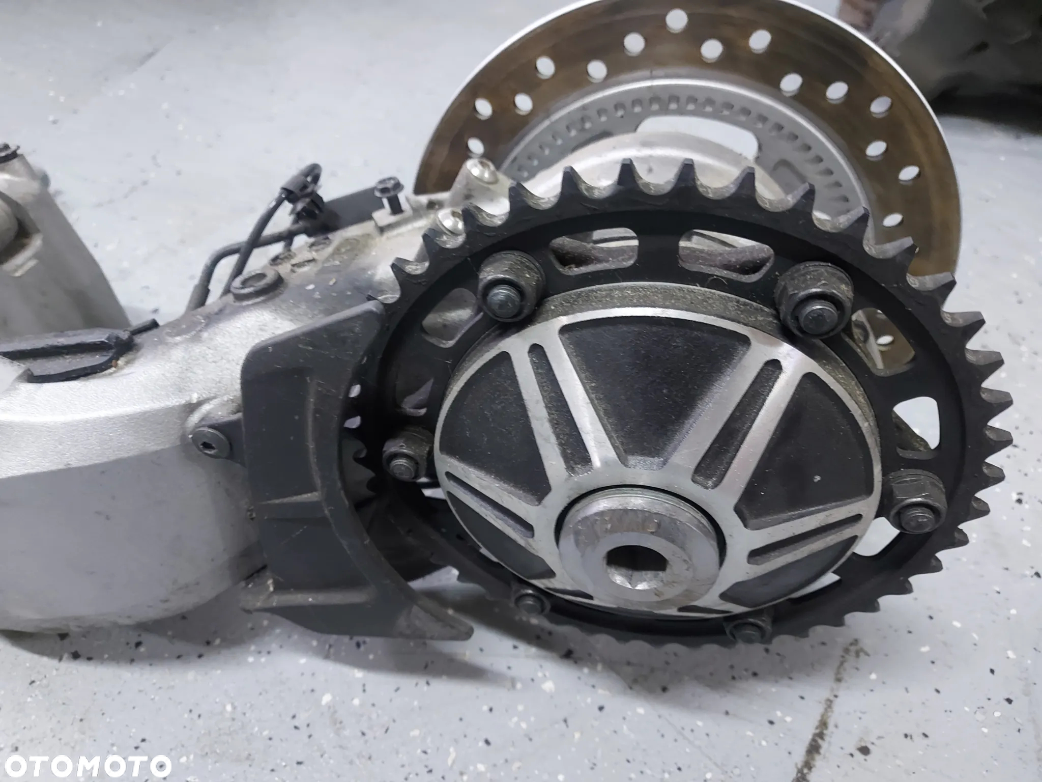 Honda CB 1000 R SC80 wahacz amortyzator - 3