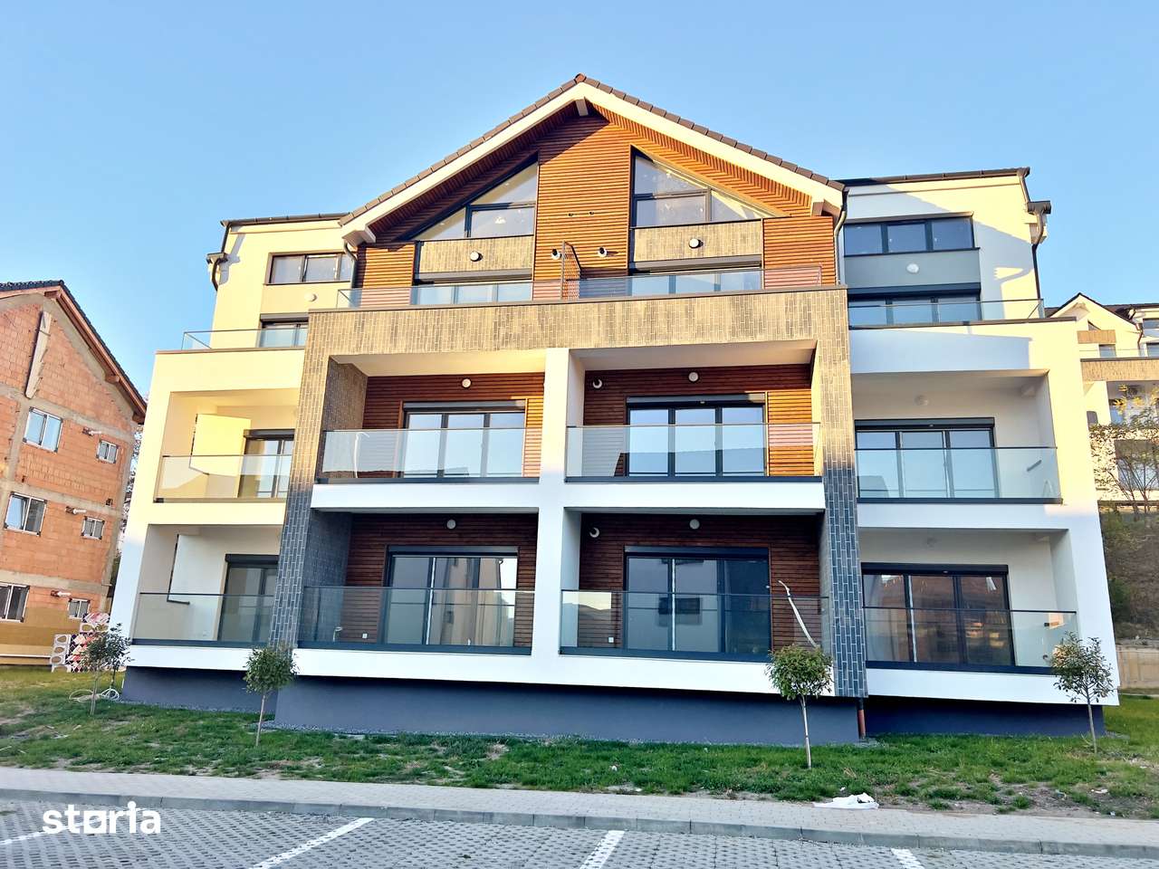 Apart. la cheie, 2 cam. întăbulat. Vila design modern în Cristian SB — fotografia 1