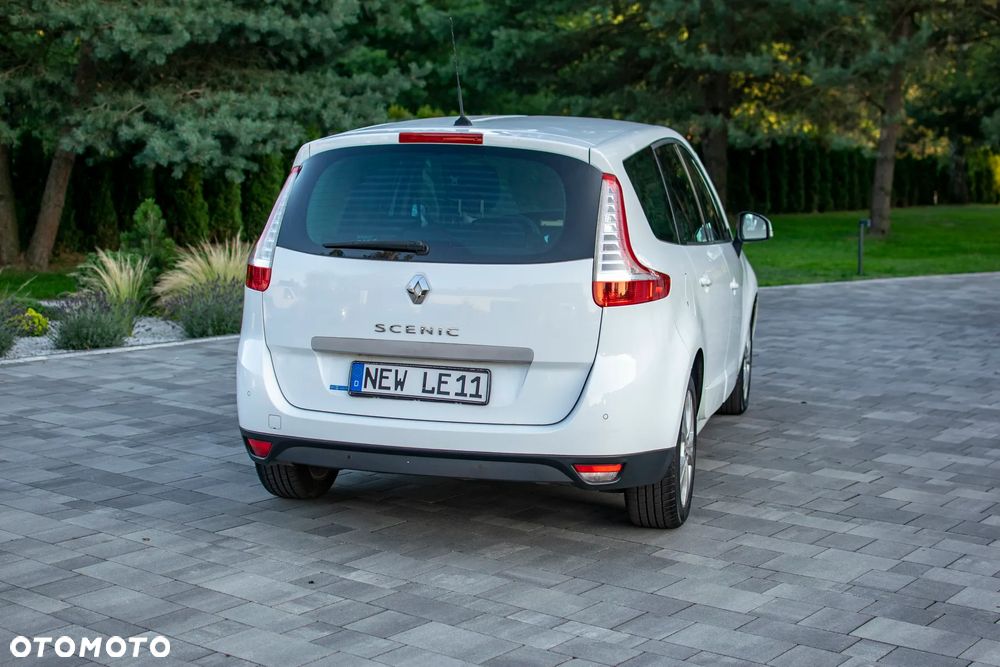 Renault Grand Scenic - 24