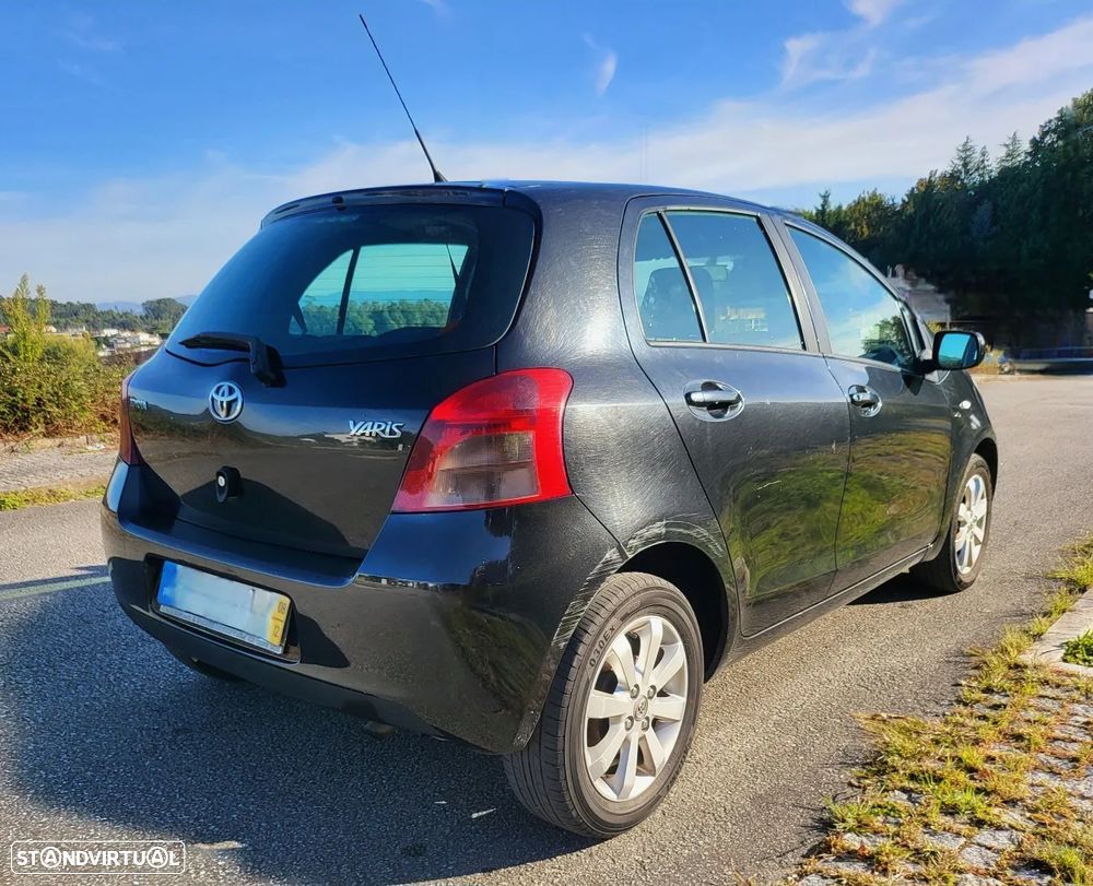 Toyota Yaris 1.4 D-4D Sport - 4