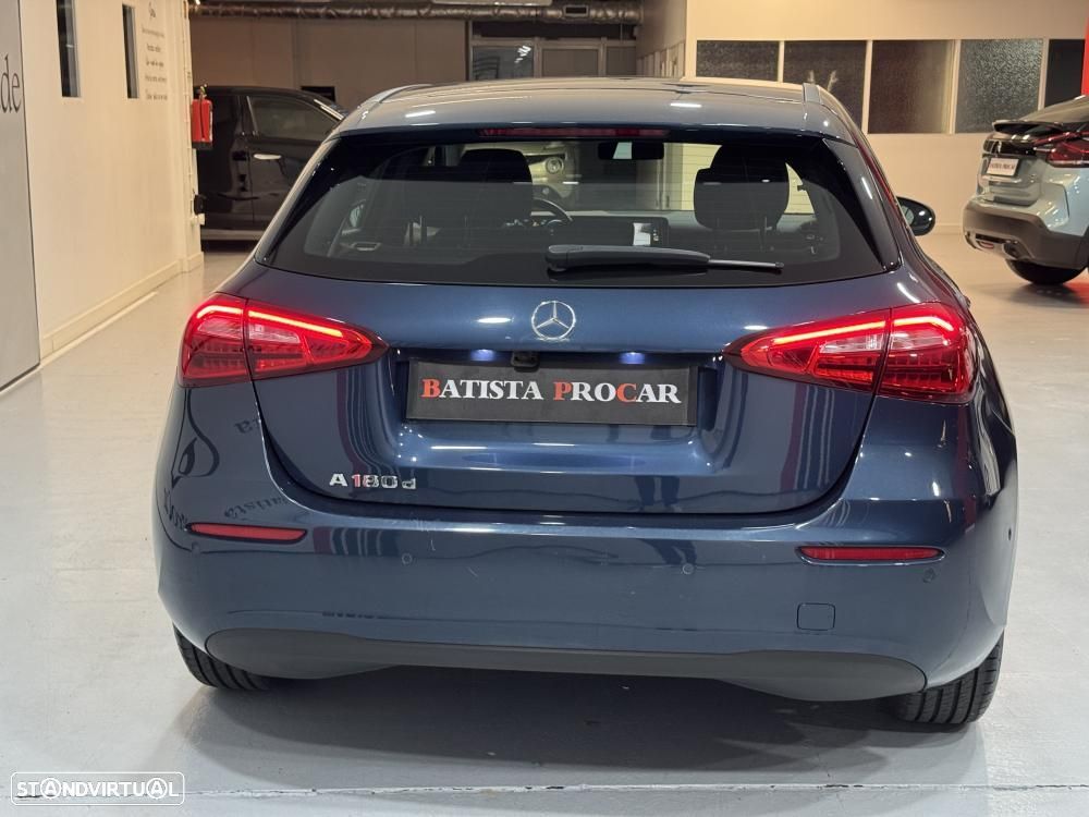 Mercedes-Benz A 180 d Style - 16