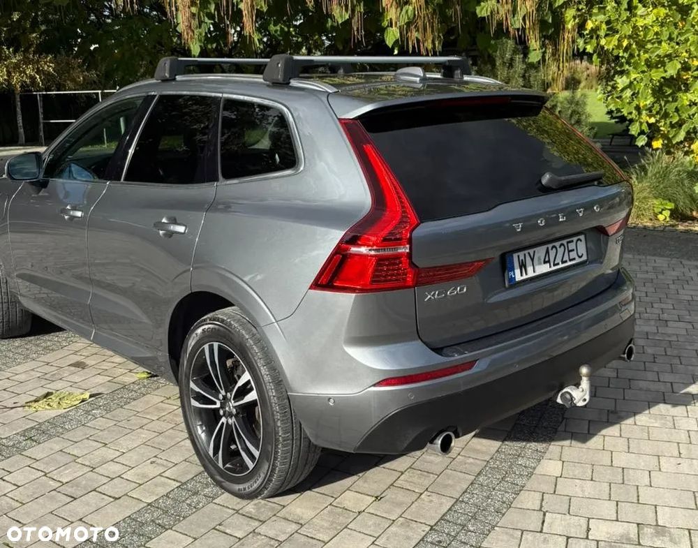 Volvo XC 60 T6 AWD Momentum - 4