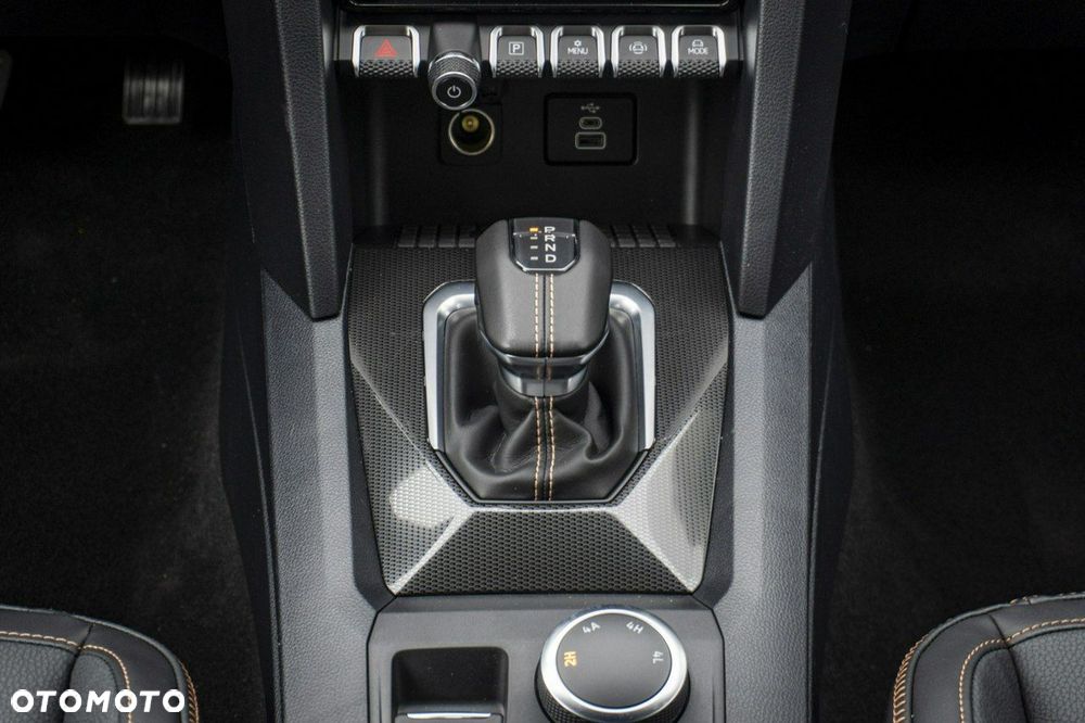 Volkswagen Amarok - 29