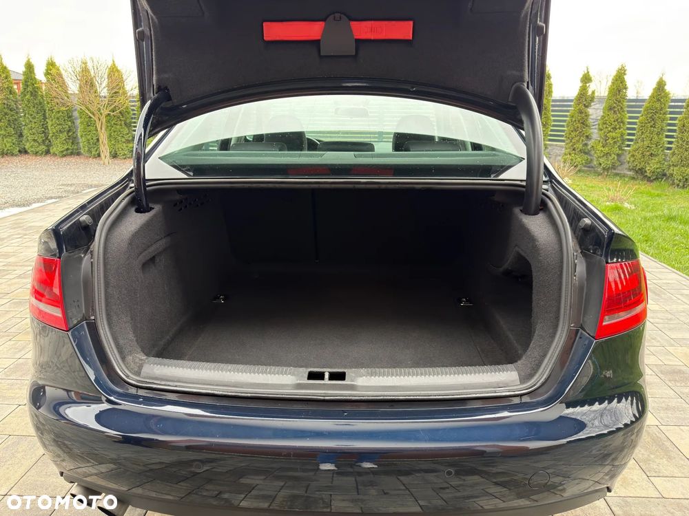 Audi A4 Limousine 2.0 TFSI quattro Attraction - 37