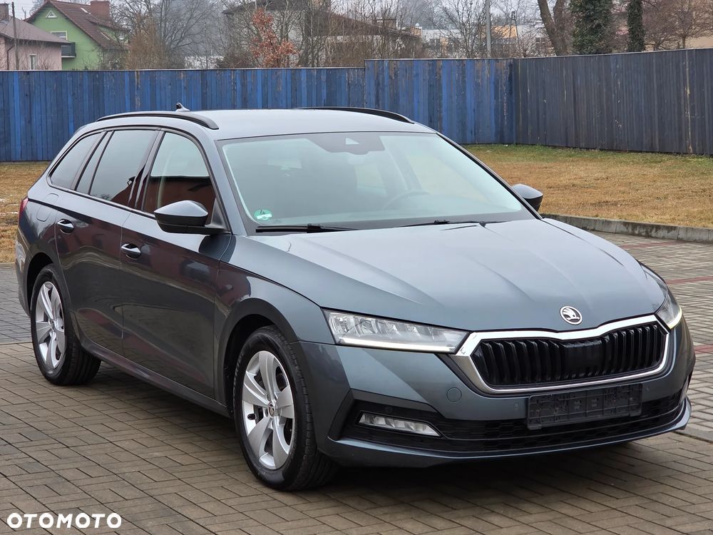 Skoda Octavia 2.0 TDI DSG Edition - 7
