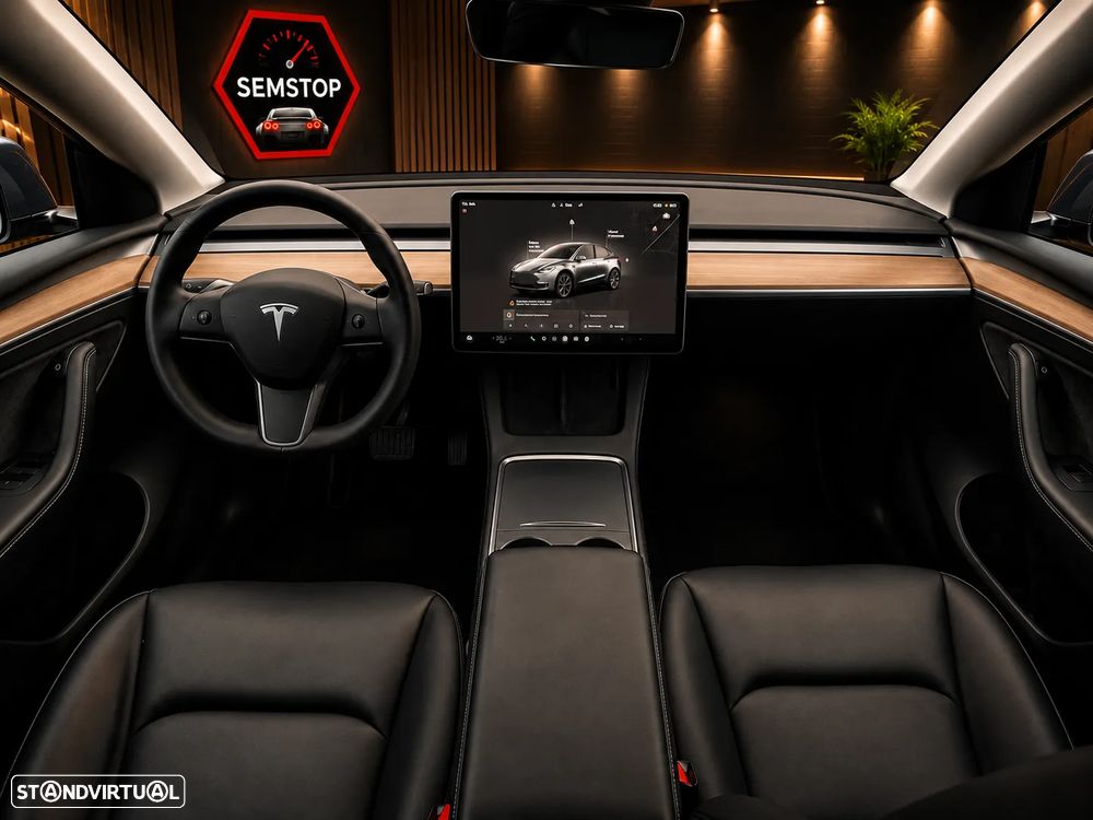 Tesla Model Y Long Range Dual Motor AWD - 5