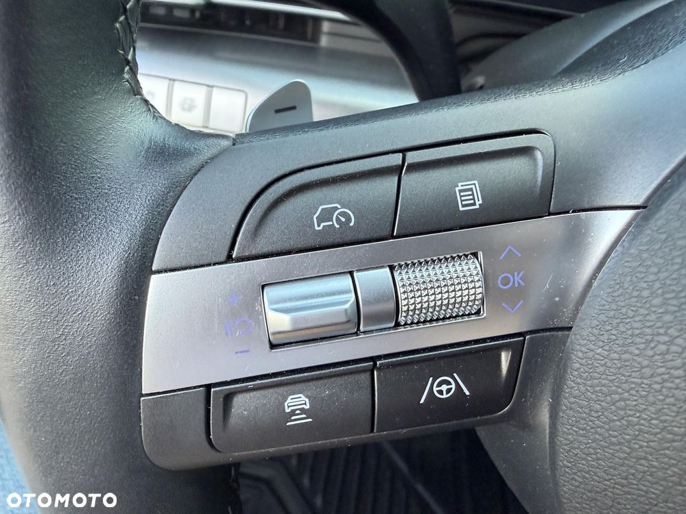 Hyundai Kona 1.6 GDI Hybrid Platinum DCT - 38