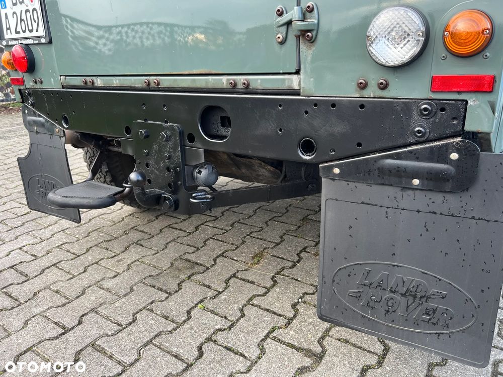 Land Rover Defender 90 DPF SE - 25