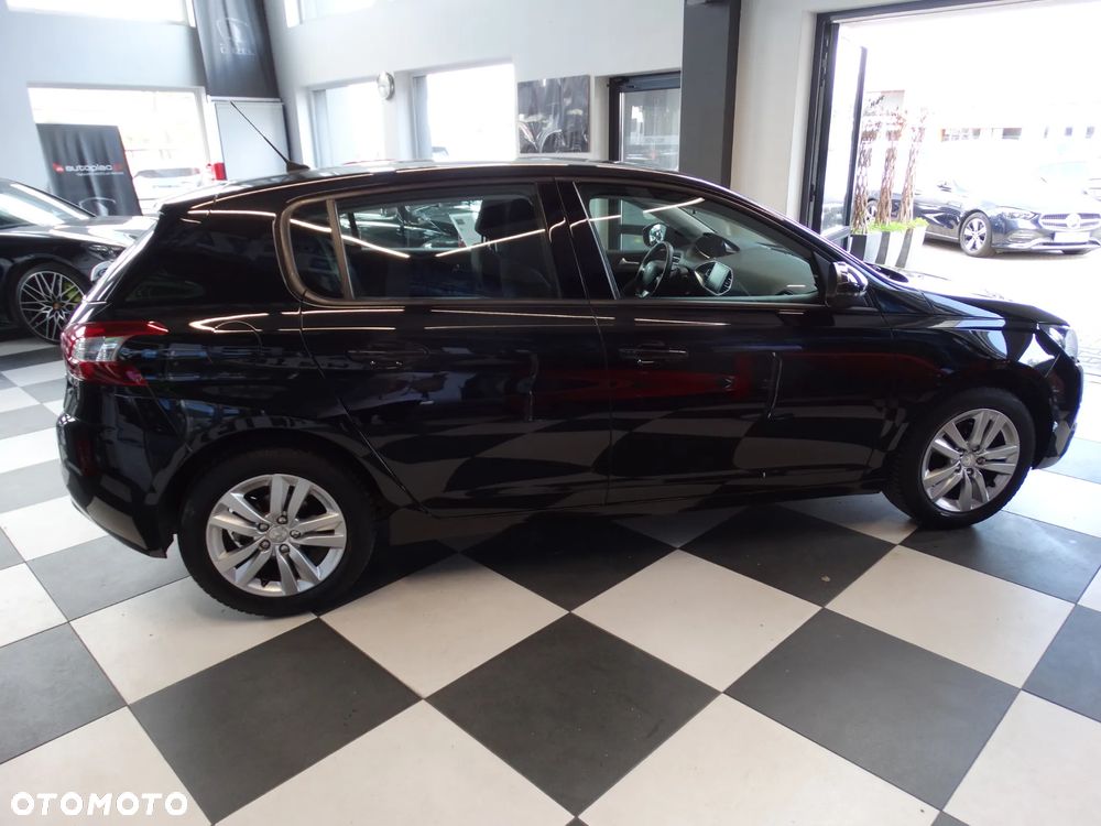 Peugeot 308 PureTech 130 Stop & Start Style - 15