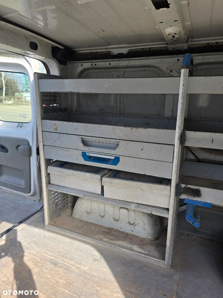 Renault Trafic 2.0 Dci SORTIMO - 12