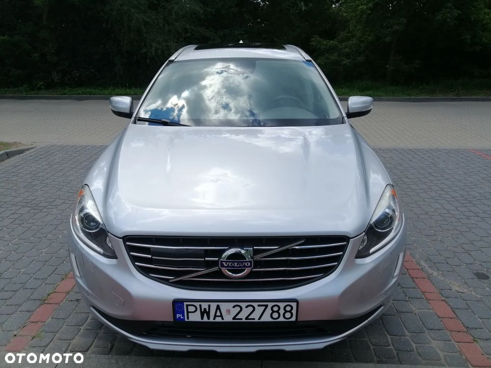 Volvo XC 60 T5 AWD Momentum EU6 - 2