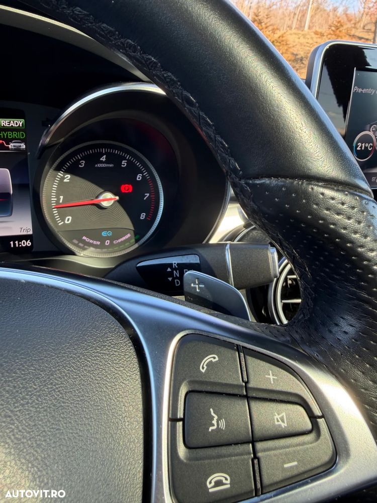 Mercedes-Benz GLC 350 e 4Matic 7G-TRONIC AMG Line - 32