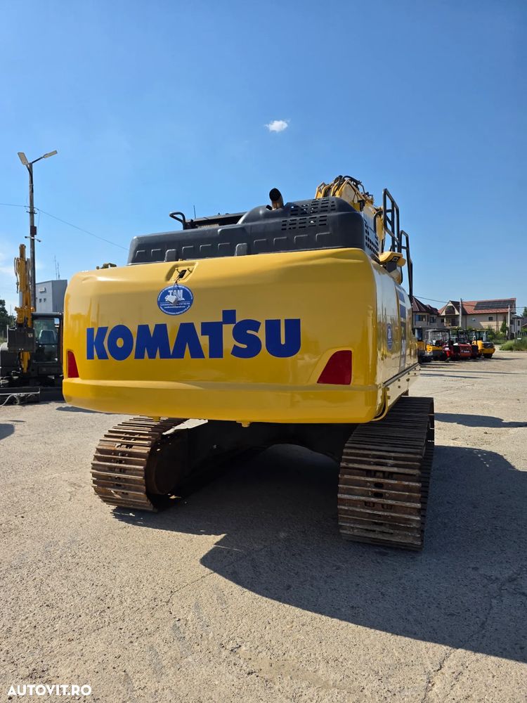 Komatsu PC240 NLC-11 Excavator pe senile - 8