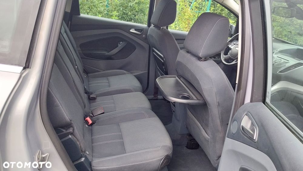 Ford C-MAX - 11