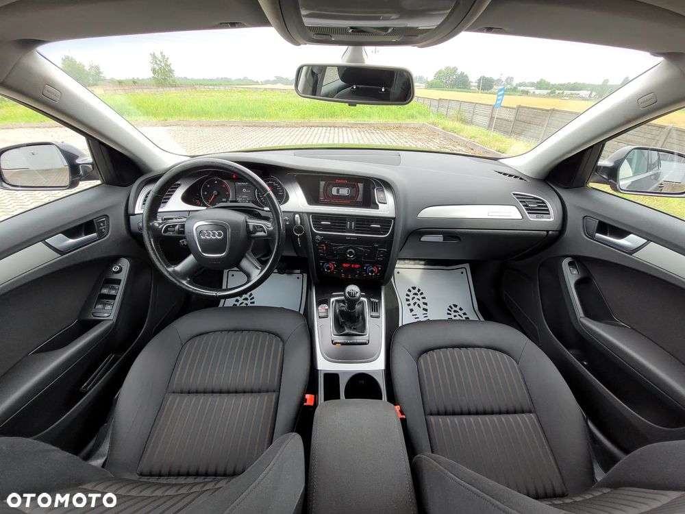 Audi A4 Avant 2.0 TDI Quattro - 22
