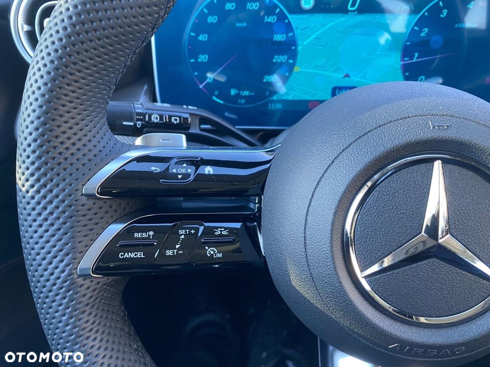 Mercedes-Benz GLC - 12