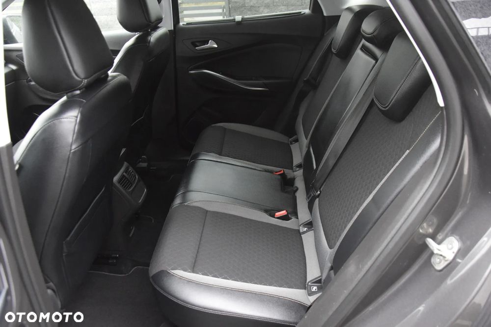 Opel Grandland X 1.6 D Start/Stop Business Edition - 26