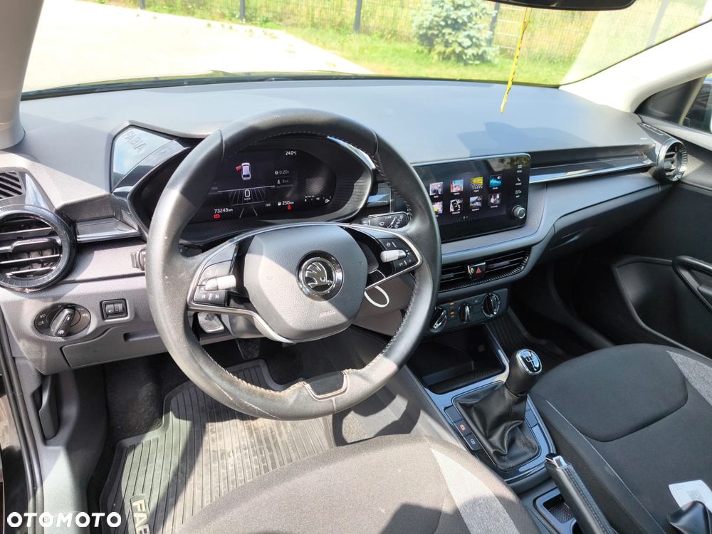 Skoda Fabia 1.0 TSI Essence - 19