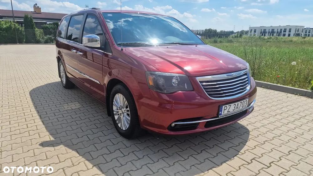 Chrysler Town & Country 3.6 Limited - 1