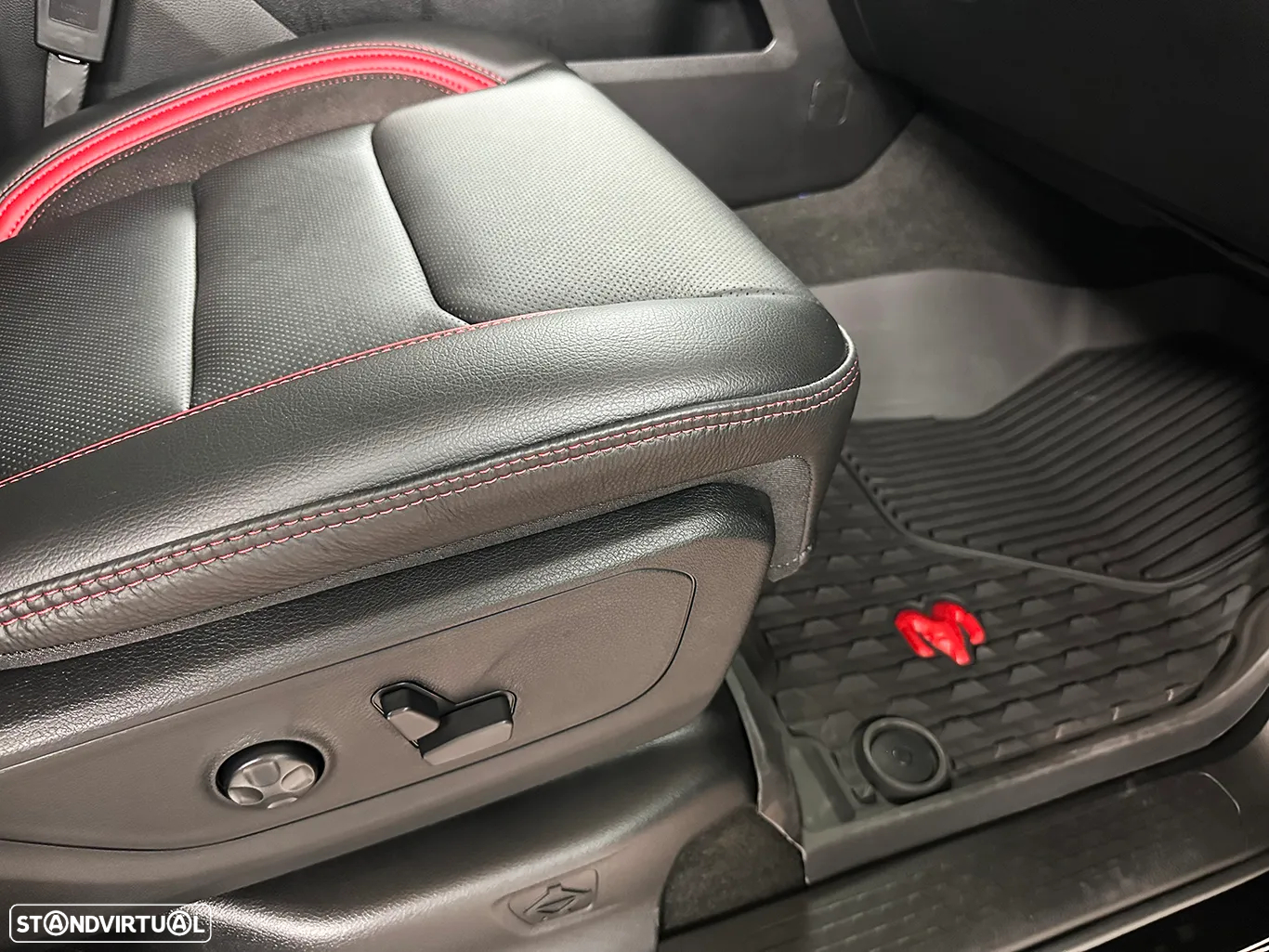 Dodge RAM 1500 TRX 6.2L V8 Level 2 - 52